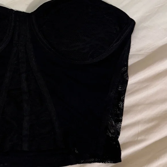 Forever 21 Lace Bustier Crop Tank | Wire-Free, Hook-Free | Padded | Size Small - Picture 5 of 7